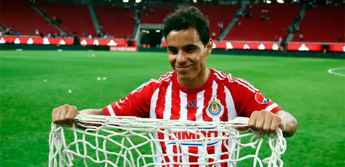 ¿Quién es Omar Bravo, detenido por presunto abuso sexual?