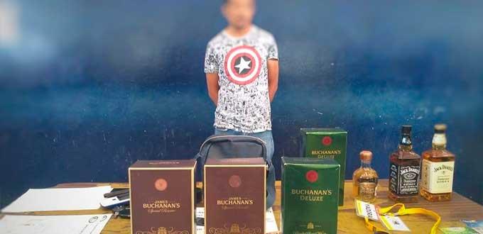 Detienen a un taxista por asalto a OXXO