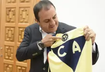 Cuauht&eacute;moc Blanco a los j&oacute;venes porteros: Aprendan a jugar con los pies