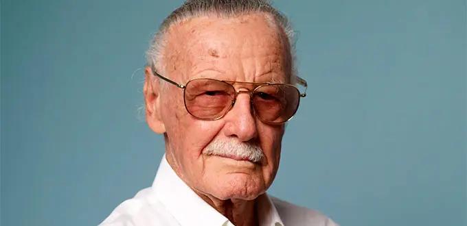 Stan Lee vuelve a Marvel con voz y holograma autorizados