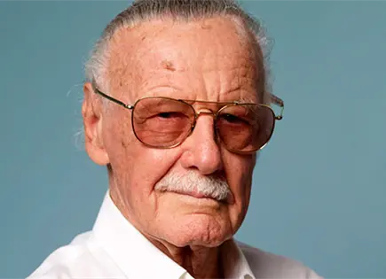 Stan Lee vuelve a Marvel con voz y holograma autorizados Stan Lee vuelve a Marvel con voz y holograma autorizados
