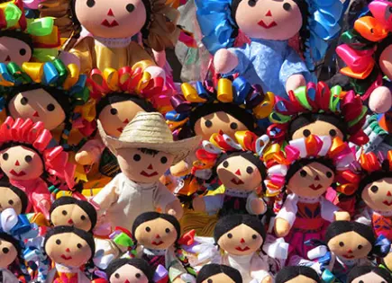 Artesanas hñahñu exigen reparación por apropiación cultural en Ciudad de México