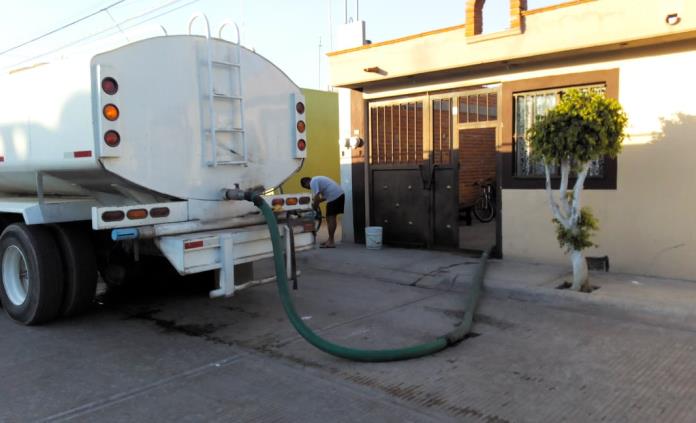 Fallas en dos pozos dejan sin agua a 22 colonias de Soledad