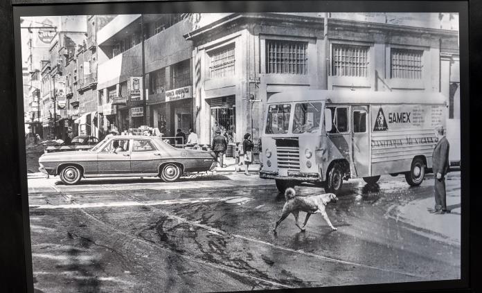 Exposición fotográfica de Roma, testimonio de estilo de vida de los 70
