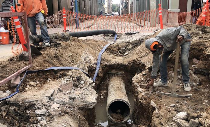 Exhortan a ciudadanos a acudir a negocios ubicados en la zona de obras en la calle Guerrero