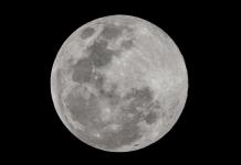 La misión espacial india envía las primeras imágenes de la Luna tras ingresar en su órbita