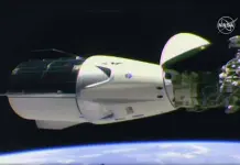 C&aacute;psula de SpaceX se acopla a la Estaci&oacute;n Espacial Internacional