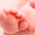 Niños de 13 años de edad llevan a registrar a su hijo recién nacido en Valles