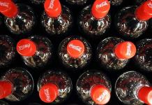 Cómo identificar la Coca Cola pirata del refresco original