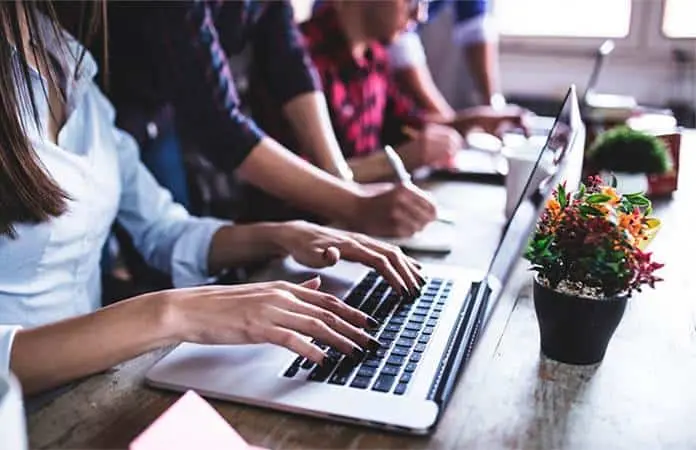 Fatiga visual digital: guía para aliviar molestias oculares