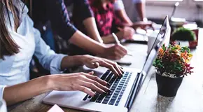 Cognición digital: ¿La tecnología piensa y recuerda por nosotros?