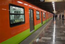 Hombre muere al caer a las vías del Metro en la estación Pantitlán Hombre muere al caer a las vías del Metro en la estación Pantitlán