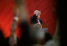 AMLO denuncia a empresas relacionadas con el PRI y EPN por lavado