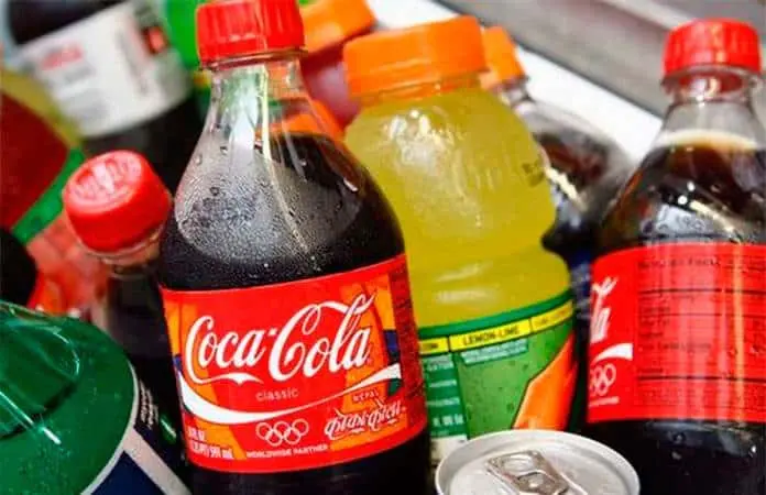 Oposición Critica Pacto entre Refresqueras y Morena por Impuesto a Bebidas Light