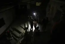 Nuevo apagón afecta a Caracas y estado de Miranda