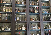 Casa de México en España Expone botellas de tequila del récord Guinness Casa de México en España Expone botellas de tequila del récord Guinness