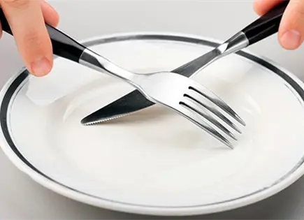 El ayuno intermitente no est&aacute; a la altura de su fama para perder peso