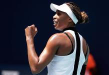 Venus Williams debuta con triunfo en Miami