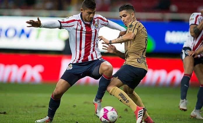 Pumas y Chivas buscan salvar el orgullo en la J-12
