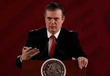 México trabaja con EU en tema migratorio, responde Ebrard a Trump