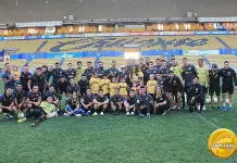 Maradona convive con niños que padecen cáncer Maradona convive con niños que padecen cáncer