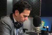 Carlos Loret de Mola expone censura en TikTok a Latinus