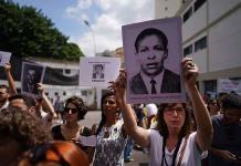 Nuevo fallo permite a Bolsonaro celebrar golpe militar en Brasil