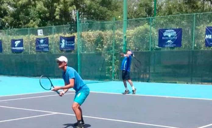 Buenos duelos en el Torneo de Tenis “Dobles de 90’s”