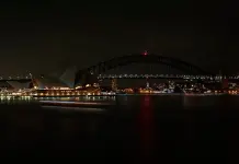 Unos 200 países apagan sus luces en edición 13 de la Hora del Planeta