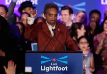 Chicago elige primera alcalde mujer afroamericana y gay