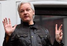 Inminente expulsión de Assange son rumores infundados, dice canciller de Ecuador