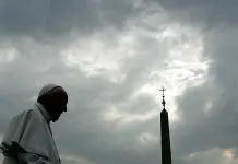 Papa dedicar&aacute; oraciones de Viernes Santo a trata de personas