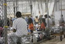 Trump sopes&oacute; castigar a dem&oacute;cratas usando inmigrantes