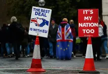 Reino Unido inicia preparativos por si debe participar en las elecciones europeas