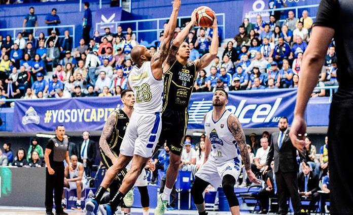 Capitanes gana 81-66 a Fuerza Regia en postemporada de baloncesto mexicano