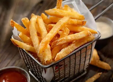 Aprende a hacer papas fritas crujientes y saludables en casa