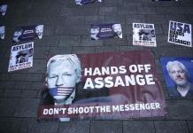 Assange denuncia por espionaje a diplomáticos de Ecuador