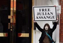 Ecuador divulga notas diplomáticas que garantizan vida de Assange