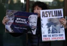 EEUU pide 5 años de prisión para Assange por conspiración para infiltrarse