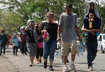 Caravana ingresó a México de forma violenta, según Inami