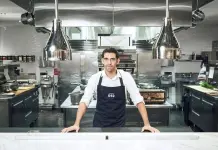 El chef que llevó a la alta cocina el comer con las manos