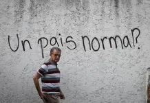 Tras años de crisis, los venezolanos se preguntan qué es "normal" Tras años de crisis, los venezolanos se preguntan qué es "normal"