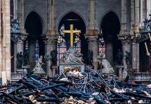 Varios tesoros de Notre Dame se salvan del fuego