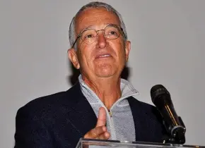 Salinas Pliego reacciona a acusación de EU contra instituciones