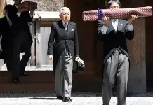 El emperador Akihito asiste a su &uacute;ltimo ritual sagrado
