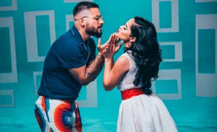 Becky G y Maluma estrenan “La respuesta”