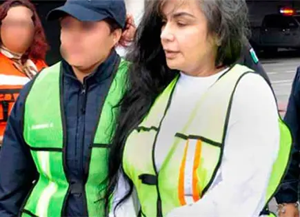 FGR devuelve tres inmuebles a La Reina del Pac&iacute;fico