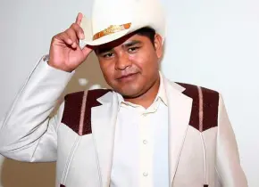 Erasmo Catarino, de La Academia al Senado
