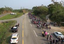 Huyen 12 cubanos y 2 salvadoreños de subestación del INM en Chiapas