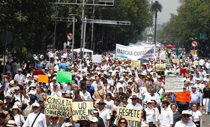 Niega PAN haber organizado las marchas contra López Obrador